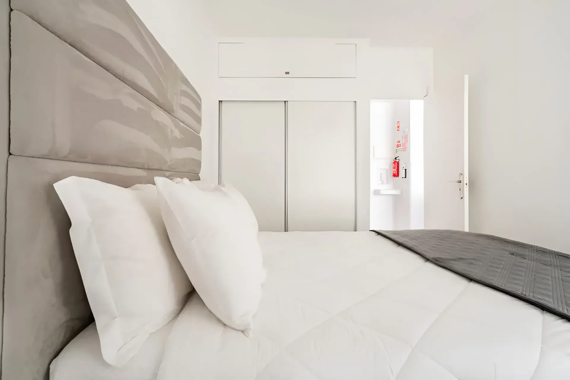 Timeless Beach I — interior 17
